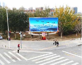 庐江户外大屏广告投放要点。